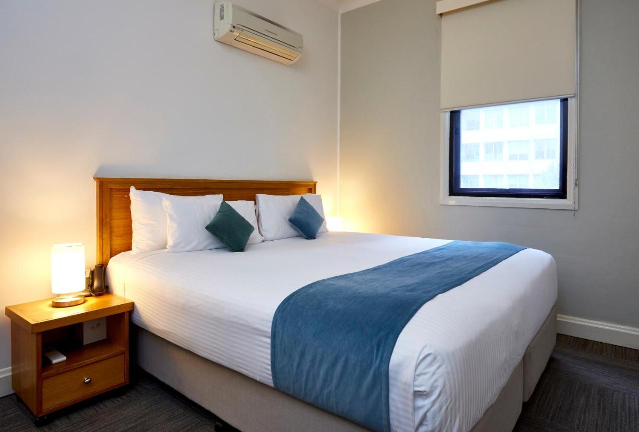 Hotel Sophia Melbourne Exterior photo
